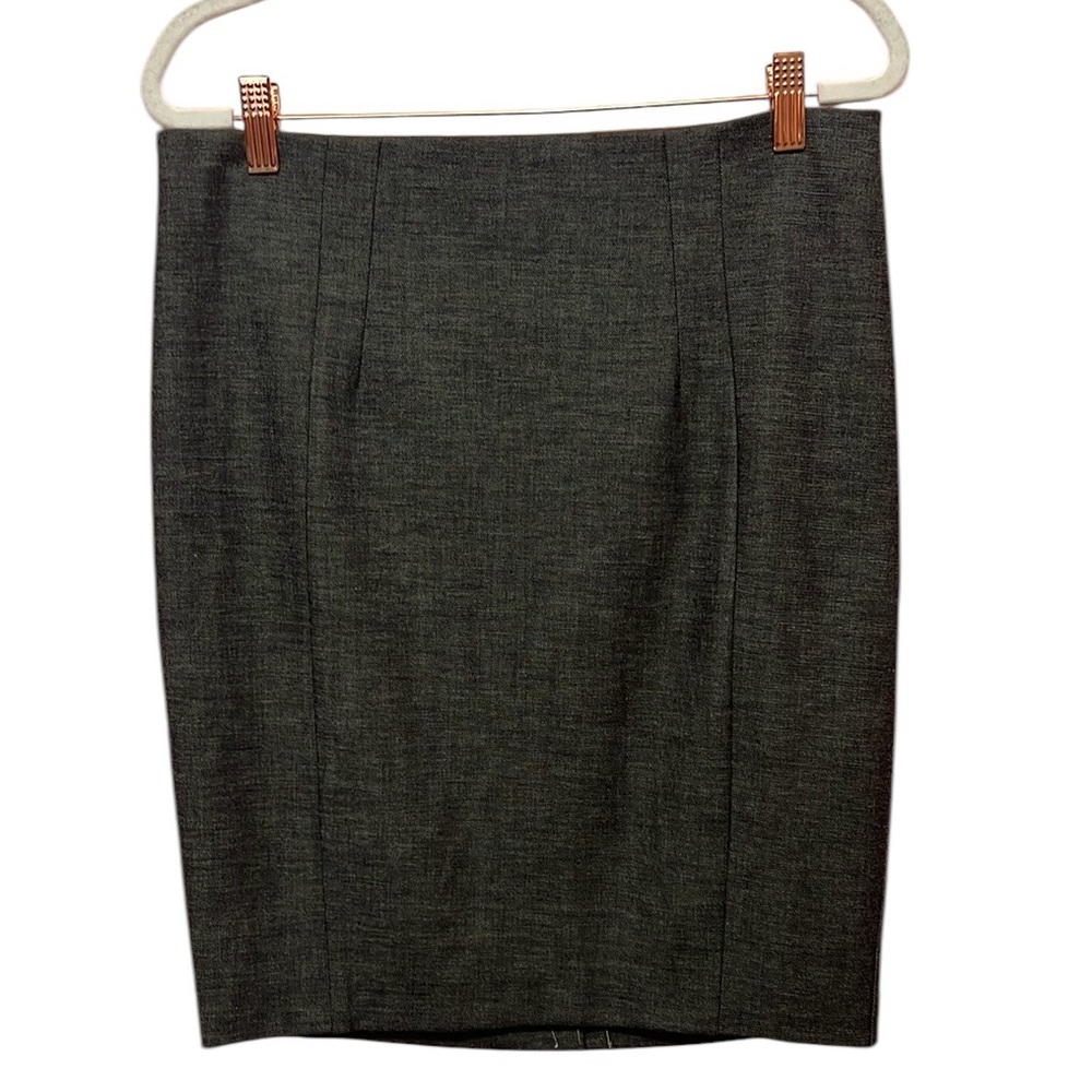 Express Gray Fitted Stretch Pencil Skirt. Size 8